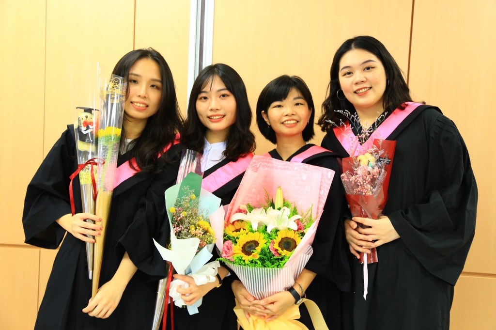 妳也要好好的。